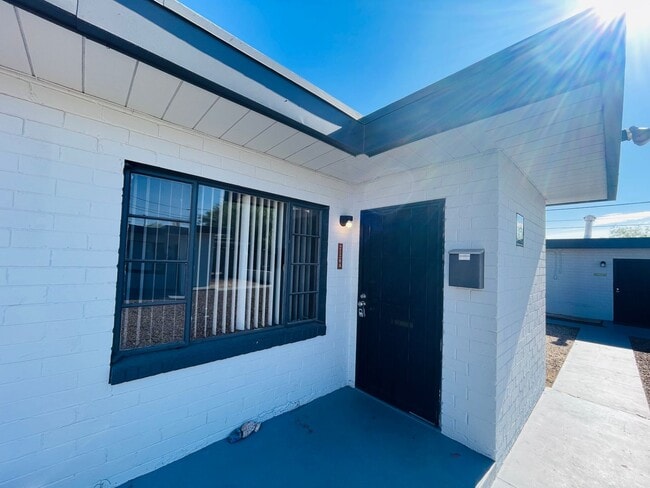 2120 N Forgeus Ave in Tucson, AZ - Building Photo - Building Photo