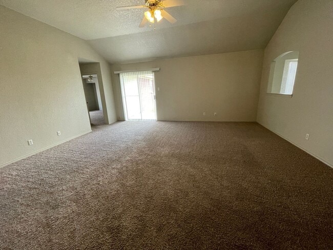 4406 Hondo Dr in Killeen, TX - Building Photo - Building Photo