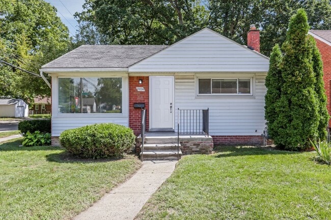 12734 Riverview St in Detroit, MI - Building Photo - Building Photo