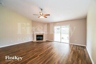 11910 Pikeville Ct in Jacksonville, FL - Foto de edificio - Building Photo