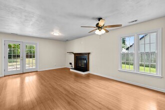 609 Maxwood Ct in Virginia Beach, VA - Building Photo - Building Photo