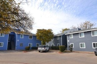 Rollins Martin Apartments in Austin, TX - Building Photo
