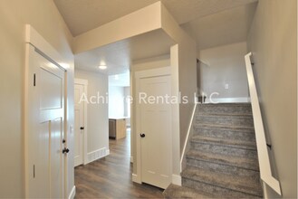 897 Robert Ave in Layton, UT - Building Photo - Building Photo
