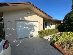 3291 SW 4th St in Deerfield Beach, FL - Foto de edificio - Building Photo