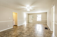 5520 Eden Dr in Pinson, AL - Foto de edificio - Building Photo