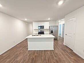 5131 Blind Shot in San Antonio, TX - Building Photo - Building Photo