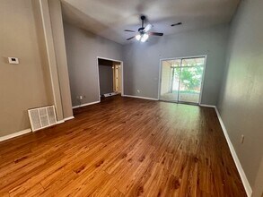 2712 Point W St in Fayetteville, AR - Building Photo - Building Photo