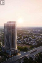 1 Fairview Rd E in Mississauga, ON - Building Photo