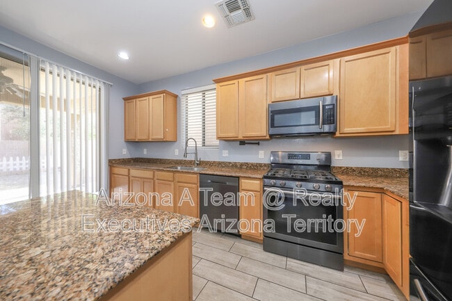 property at 2262 W Night Air Ln
