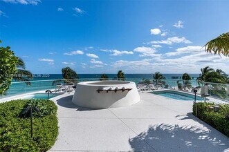 16901 Collins Ave, Unit 902 in Sunny Isles Beach, FL - Building Photo - Building Photo
