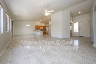 3067 S Beck Dr in Tucson, AZ - Building Photo