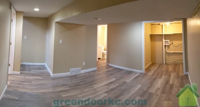 7830 Eby Ave in Overland Park, KS - Building Photo - Building Photo