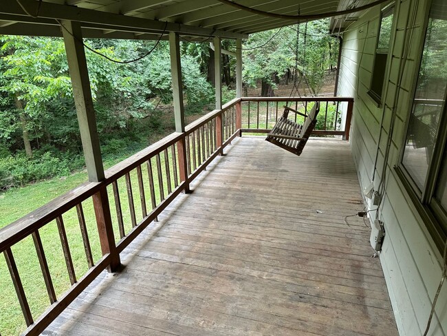 1655 W Markham Rd in Fayetteville, AR - Building Photo - Building Photo