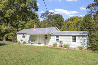 1212 Cra-Mer Ln in Chapel Hill, NC - Building Photo - Building Photo