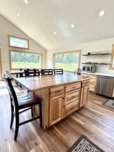 48405 Miracle Ave in Soldotna, AK - Building Photo - Building Photo