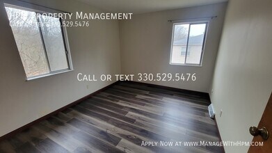 1808 Cromwell Dr in Akron, OH - Building Photo - Building Photo