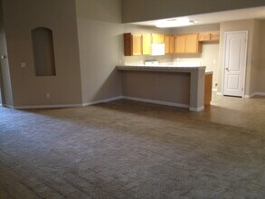 11908 Darlington Ave in Bakersfield, CA - Building Photo - Building Photo