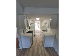 27272-27232 32 Ave in Langley, BC - Building Photo - Building Photo