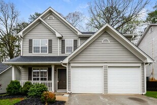 2092 Wedgewood Dr in Stone Mountain, GA - Building Photo