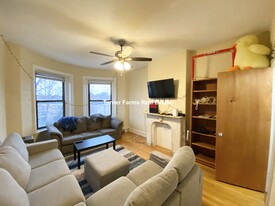 88 Hammond St, Unit 6 Apartamentos