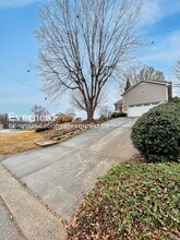 3501 Shaker Dr in Greensboro, NC - Building Photo - Building Photo