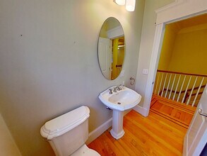95 W 7th St, Unit ##1A in Boston, MA - Building Photo - Building Photo