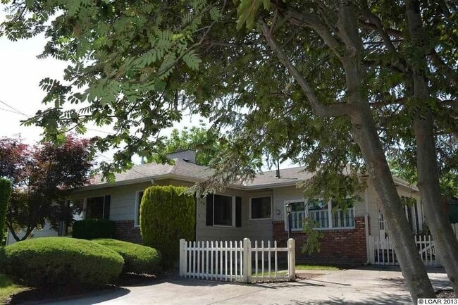 property at 708 Preston Ave