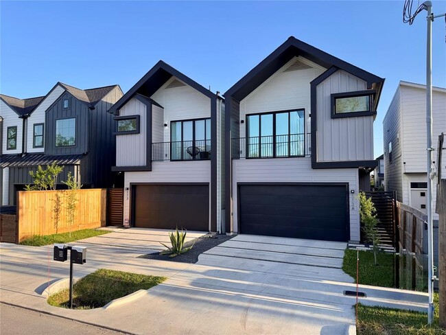 113 E 32nd St in Houston, TX - Building Photo - Building Photo