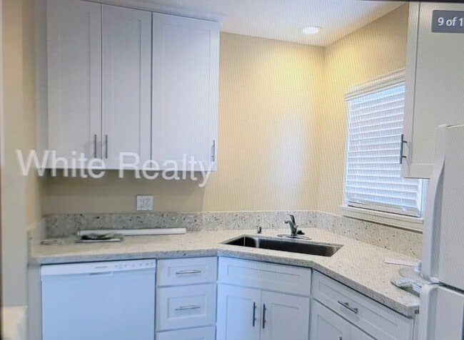 2313 Belmont Ave in Long Beach, CA - Building Photo - Building Photo