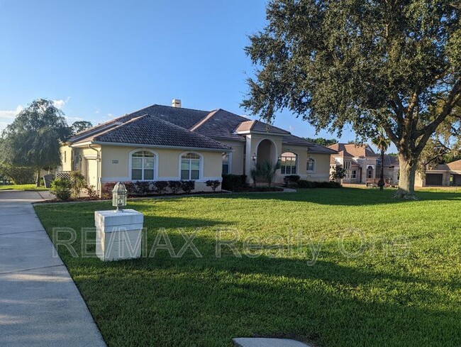 482 W Fenway Dr in Hernando, FL - Foto de edificio - Building Photo