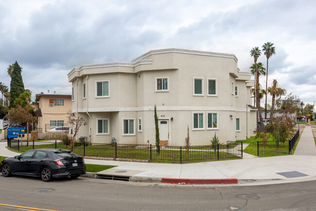 412 W Guinida Ln in Anaheim, CA - Building Photo - Building Photo