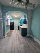 725 Broadway Avenue J in Galveston, TX - Building Photo - Building Photo