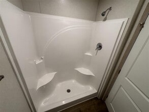 38 Grant St in West Branch, IA - Building Photo - Building Photo