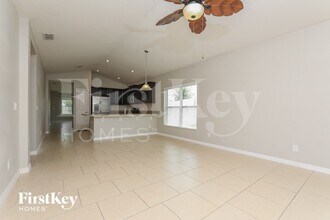 468 Kestrel Dr, Unit 231 in Groveland, FL - Building Photo - Building Photo