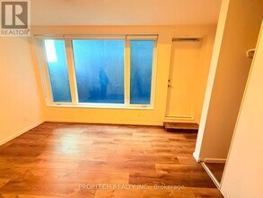 377 Broadview Ave in Toronto, ON - Building Photo - Building Photo