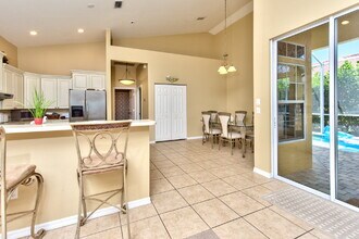 3748 Kent Dr in Naples, FL - Building Photo - Building Photo