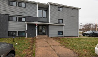 190 Oakdene Ave in Kentville, NS - Building Photo