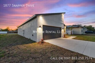 1877 Snapper Dr in Poinciana, FL - Building Photo - Building Photo