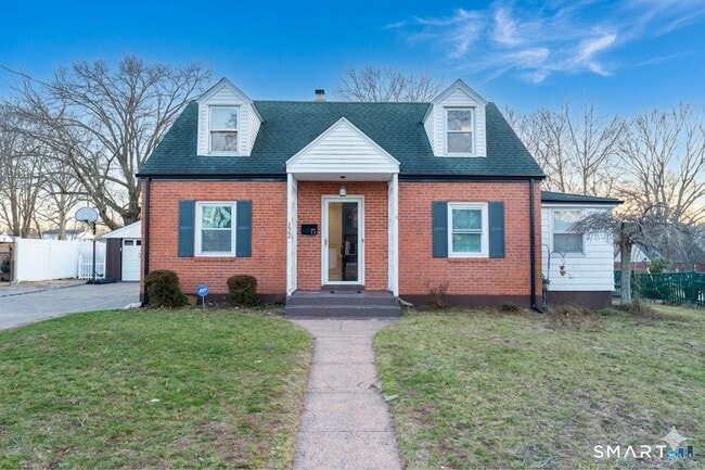 property at 122 Oberlin Rd