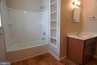 1314 E Philadelphia Ave in Boyertown, PA - Building Photo - Building Photo