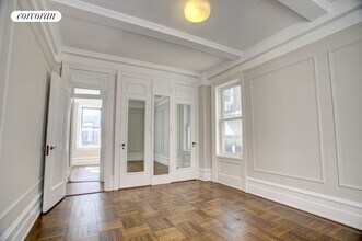 250 W 104th St in New York, NY - Building Photo - Building Photo
