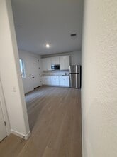 10933 Admiral Cove Way in Stockton, CA - Foto de edificio - Building Photo