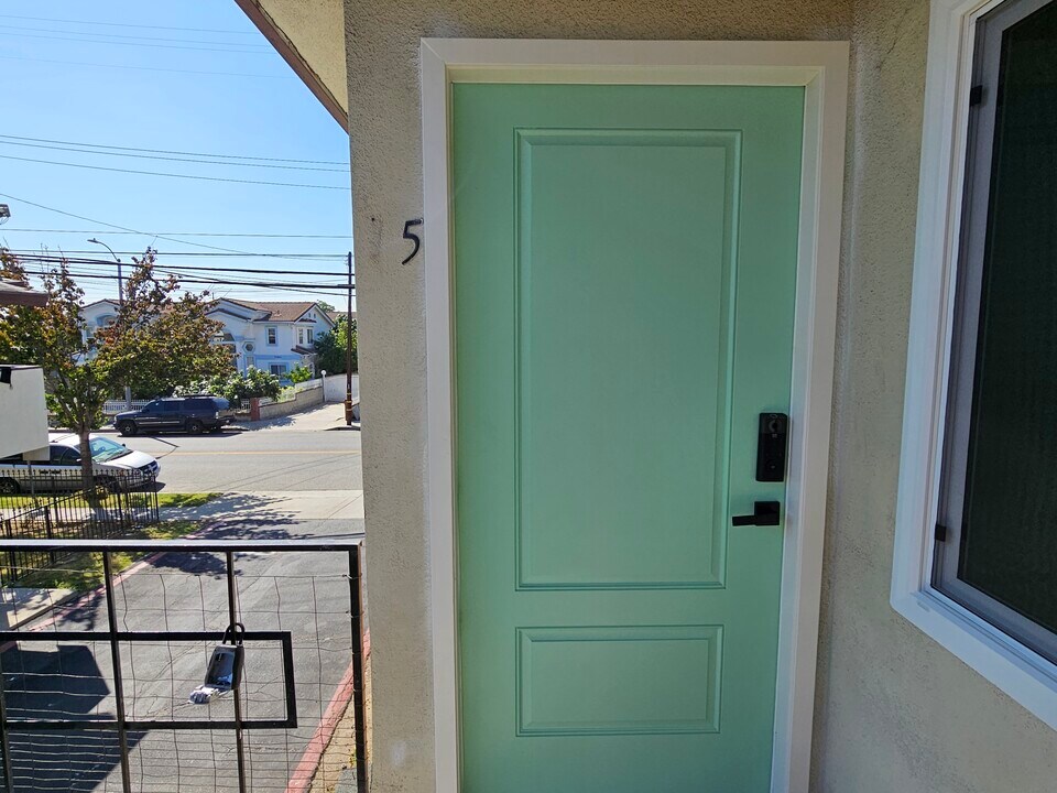 7757 Hellman Ave in Rosemead, CA - Building Photo