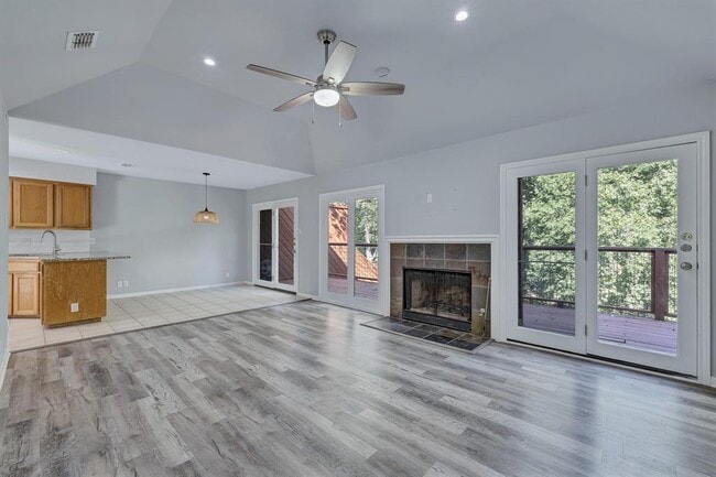 3406 Westside Cove