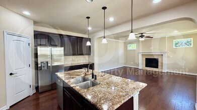 12300 Terraza Cir in Austin, TX - Building Photo - Building Photo