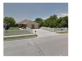 6746 Trail Lake Dr in Fort Worth, TX - Building Photo