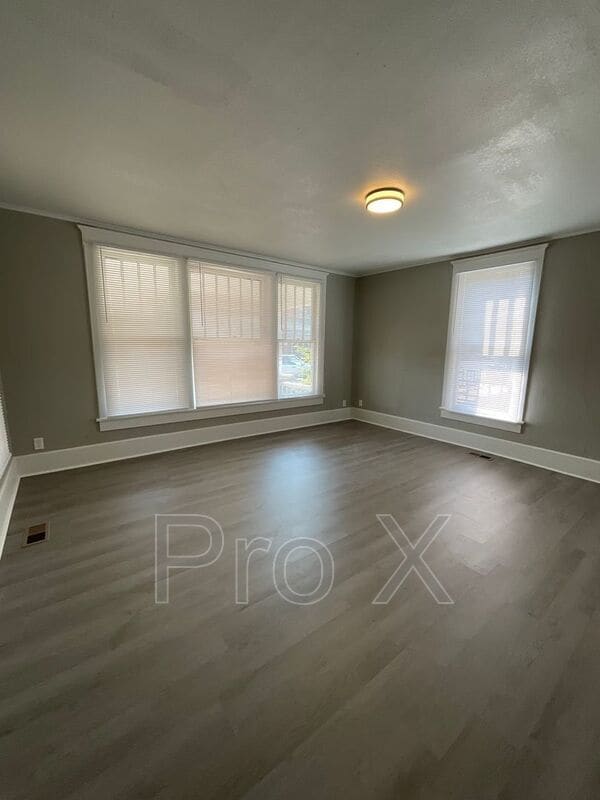 202 W 7th St in Pittsburg, KS - Building Photo - Building Photo