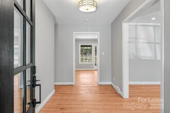 14 Amherst Rd in Biltmore Forest, NC - Building Photo - Building Photo