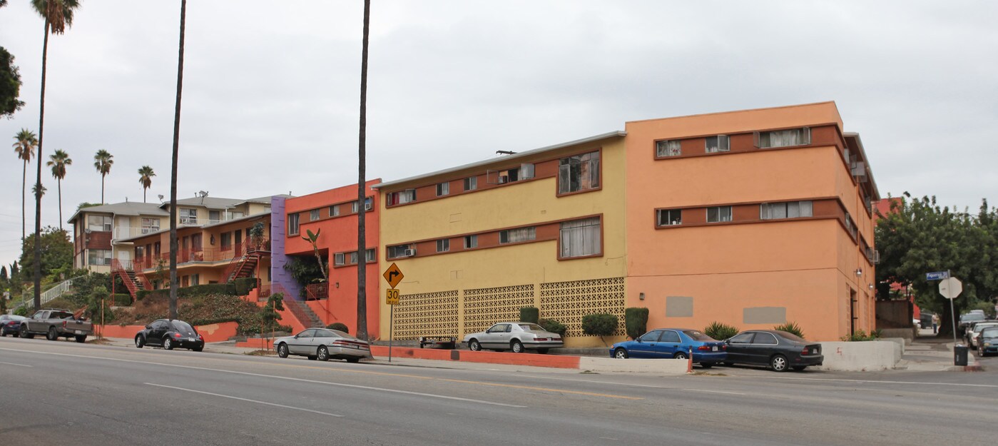 4940-4946 N Figueroa St in Los Angeles, CA - Building Photo