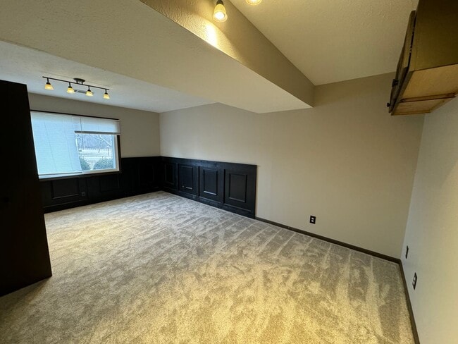 1438 Frank Dr in Wooster, OH - Building Photo - Building Photo